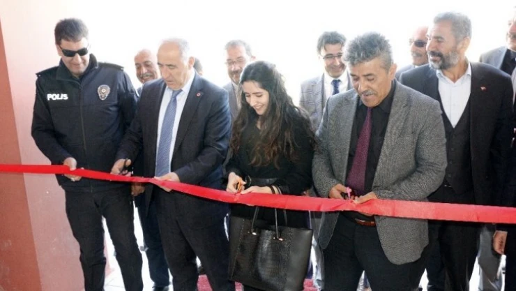 Hekimhan'da TÜBİTAK Bilim Fuarı düzenlendi