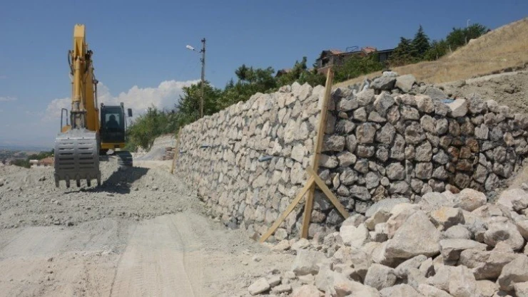 Hilaltepe caddesi genişletiliyor