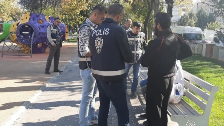 Huzur Timleri, parklara huzur getirdi