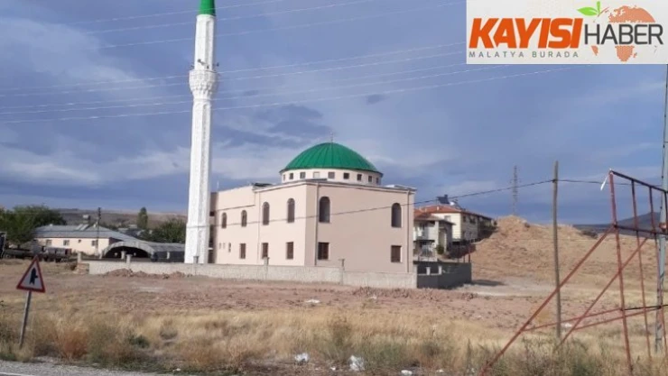 Hz.Ebubekir Camii törenle ibadete açıldı