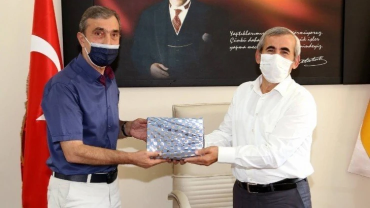 İnönü Üniversitesi'nde 4 fakültenin dekanı değişti