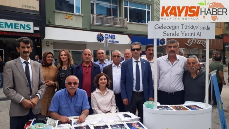 İYİ Parti Malatya'da sokağa indi