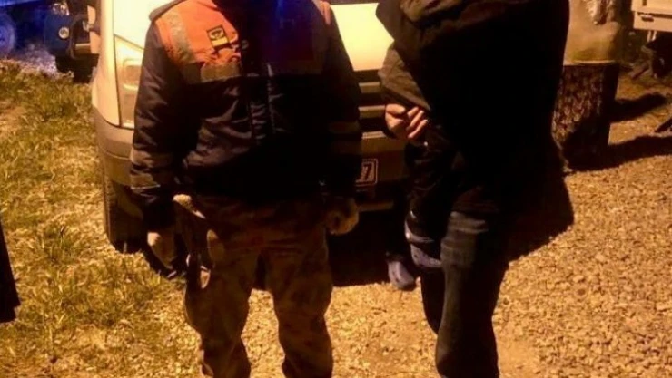 Jandarma kayıp 4 yaşındaki Berat'ı uyurken buldu