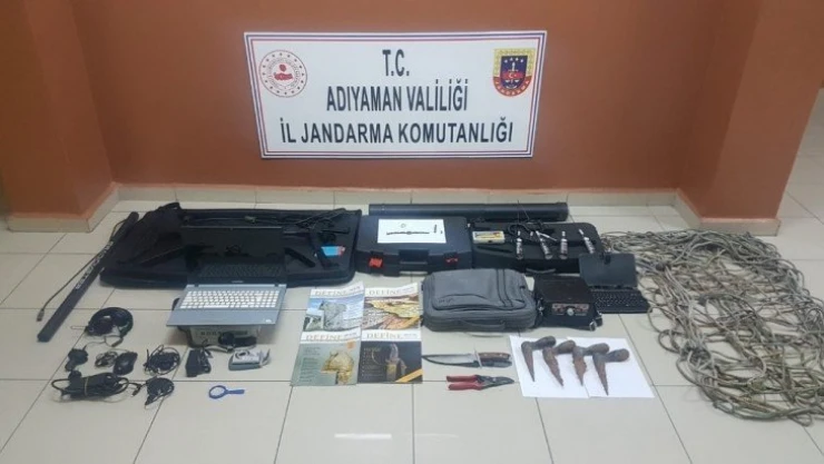 Jandarmadan kaçak kazıya suçüstü