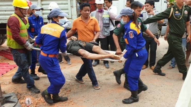 Kamboçya'da 7 katlı bina çöktü: 3 ölü