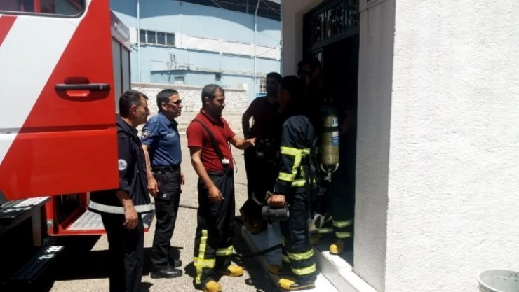 Kapalı spor salonunda yangın