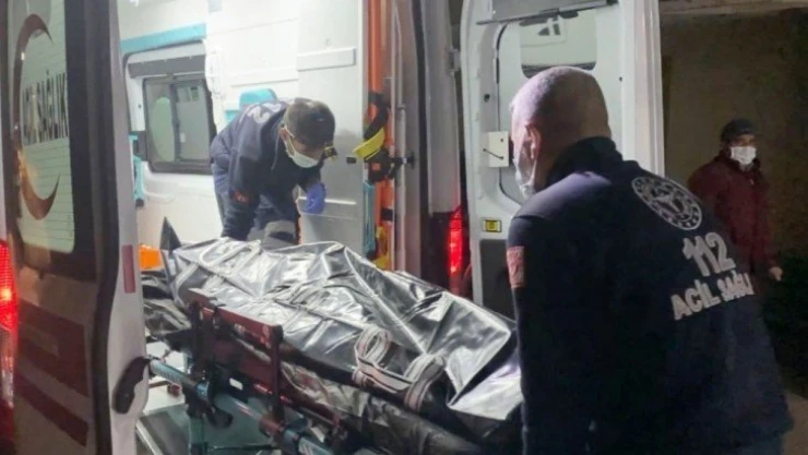 Karanlıkta fark edemediği yayaya çarptı: 1 ölü