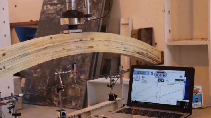 Depreme direnç gösteriyor