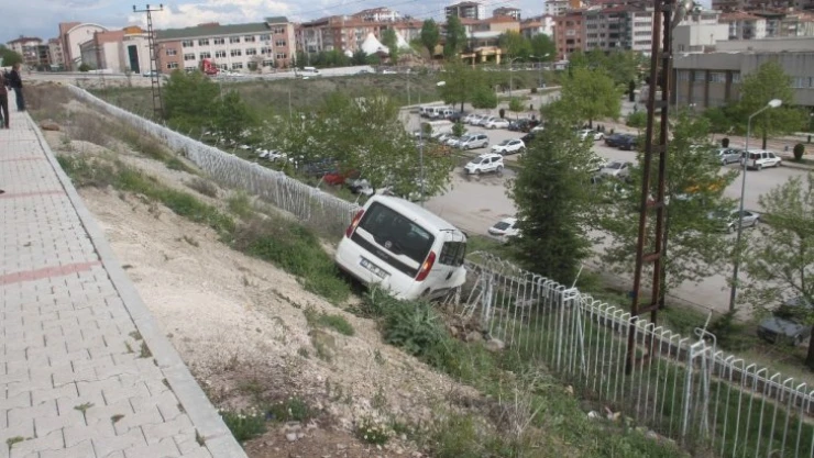 Kazada yaralanan liseli genç, 2 günlük yaşam savaşını kaybetti