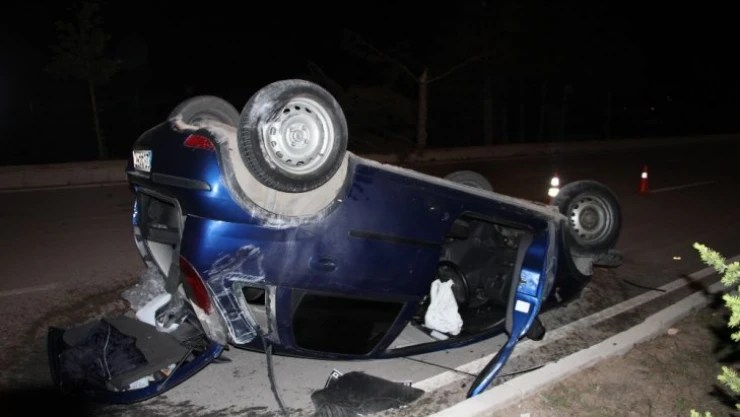 Kontrolden çıkan otomobil ağaçlara çarparak takla attı: 1 yaralı