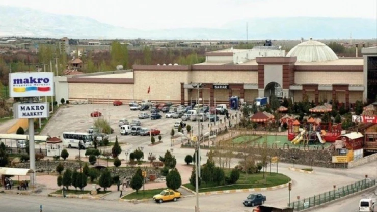 'MAKRO İKİNCİ YİMPAŞ OLMA YOLUNDA!'