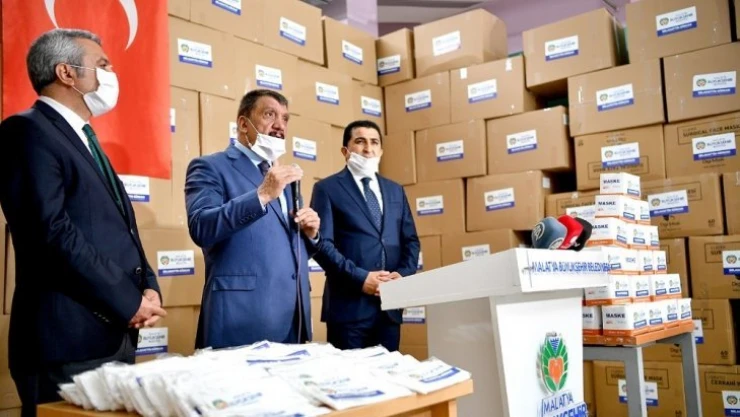 Malatya Büyükşehir Belediyesine 600 bin maske