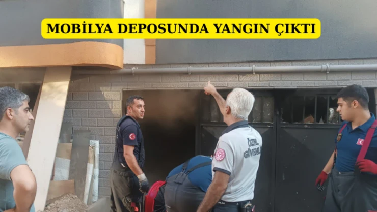 Malatya'da bir mobilya deposunda yangın çıktı