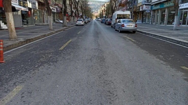 Malatya'da cadde ve sokaklar  boş kaldı