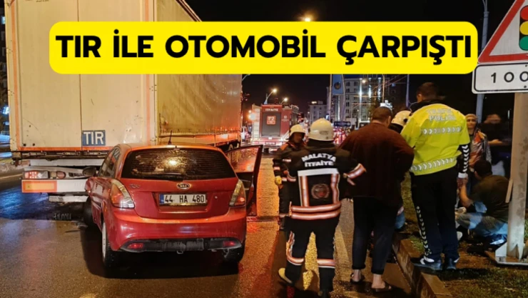 Malatya'da tır ile otomobil çarpıştı: 3 yaralı