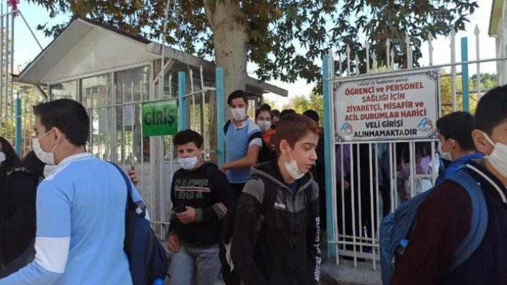 Malatya'da yüz yüze eğitim tedbirlerle başladı