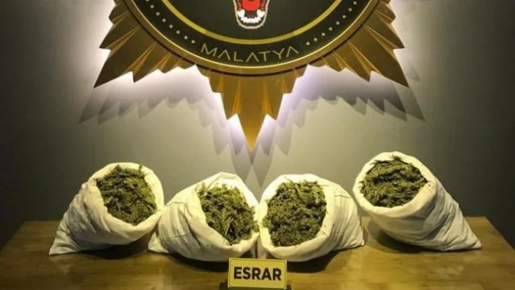 Malatya'da zehir tacirlerine darbe