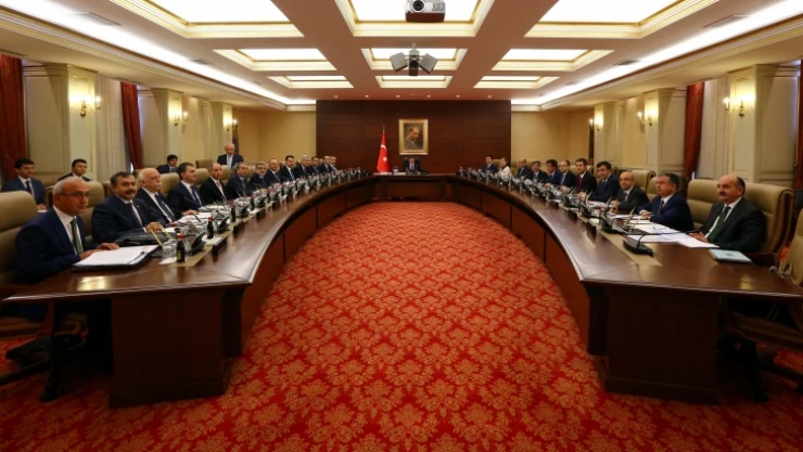 Bakanlar Kurulu bayram tatili için toplandı