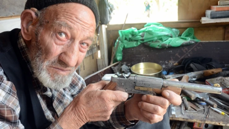 Ramazan Dede, Türk Ordusu için yerli silah yapmaya gönüllü