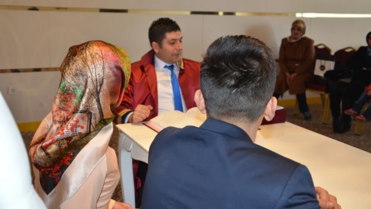 14 Şubat'ta, Malatya'da 32 nikah kıyıldı
