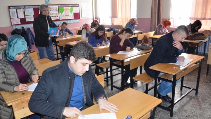 Aday öğretmenlere deneme sınavı!