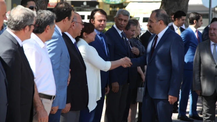 Vali Kaban göreve başladı