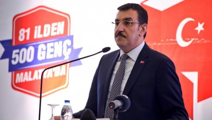 Tüfenkci: Şeytan taşlamaktan Kâbe'yi tavaf edemedik