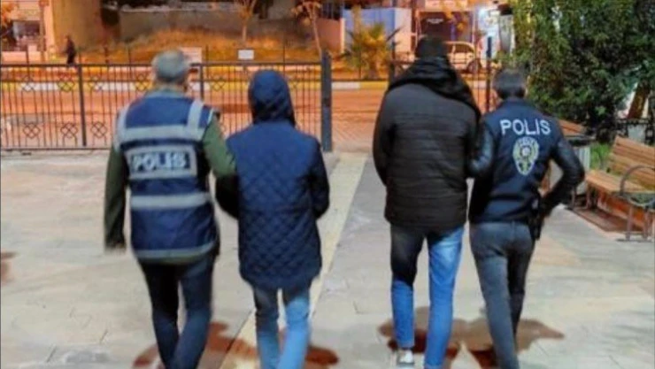 Motosiklet hırsızları tutuklandı