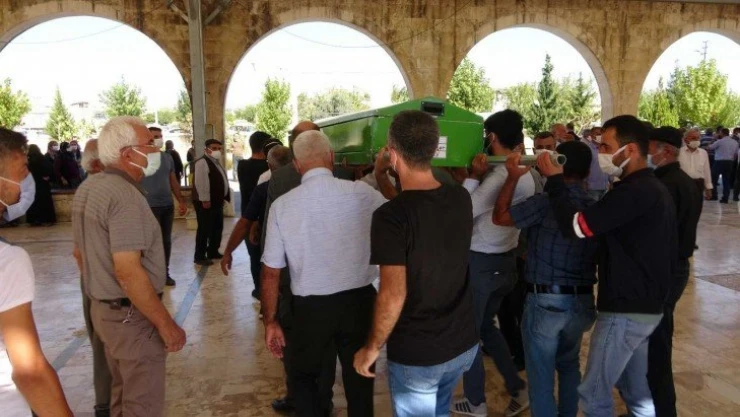 Öğrenci servisinin ölümüne neden olduğu öğrenci defnedildi