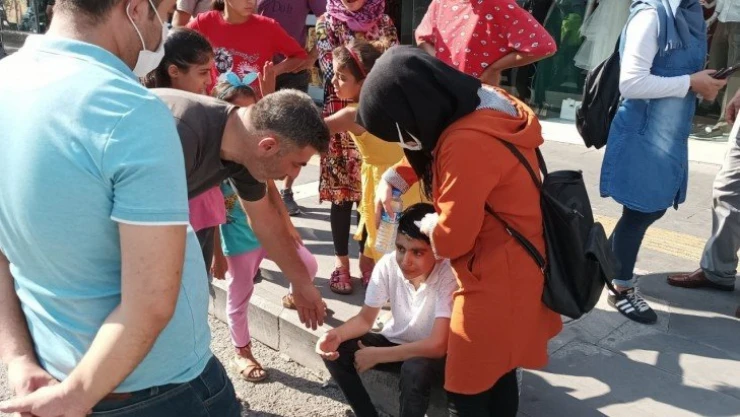 Otomobille bisiklet çarpıştı: 1 yaralı