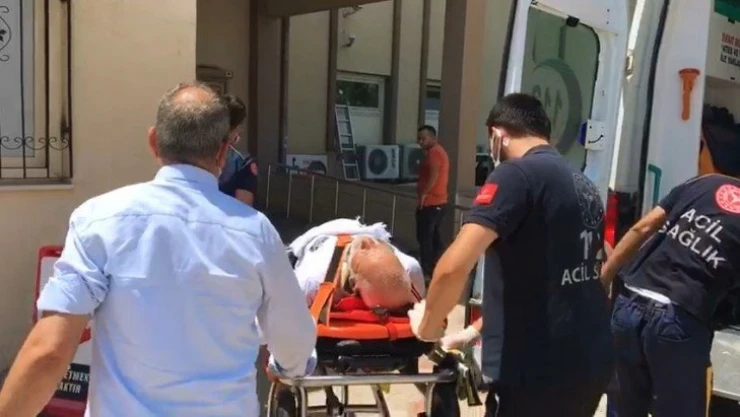 Otomobiller çarpıştı: 5 yaralı