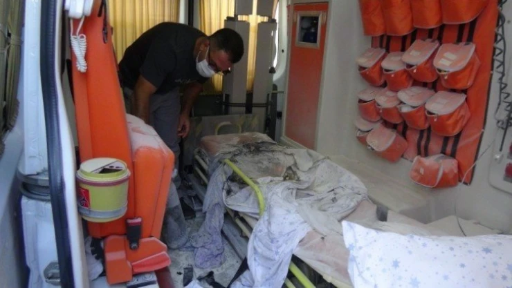 Özel hastaneye ait ambulans az daha patlıyordu