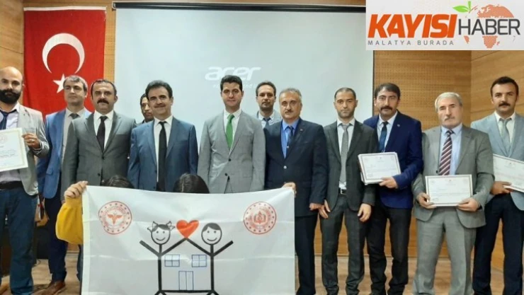 Pütürge'de  Beyaz Bayrak ve Beslenme Dostu sertifikası verildi