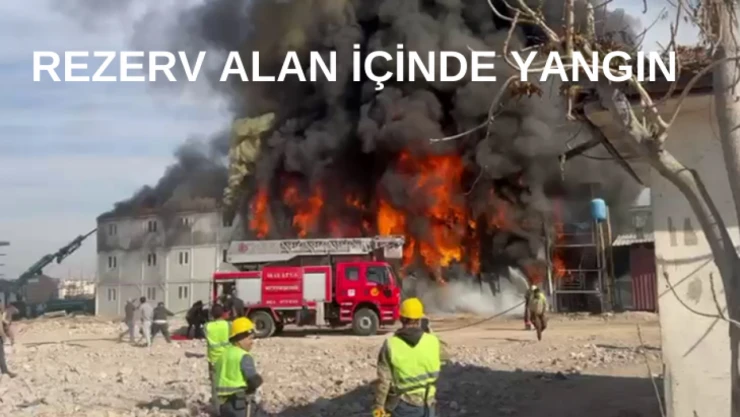 Rezerv alan içinde yangın