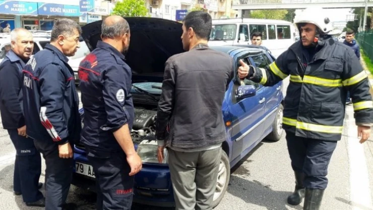 Seyir halindeki otomobilde yangın