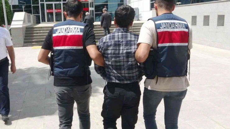 Terörden gözaltına alınan 3 kişi tutuklandı