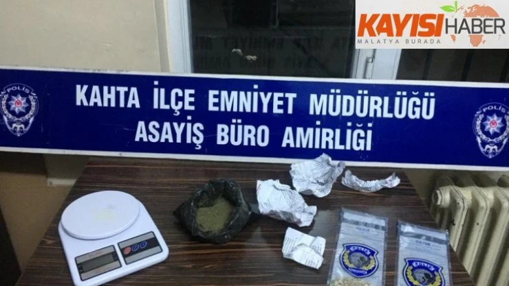 Uyuşturucu madde satan 2 kişi tutuklandı