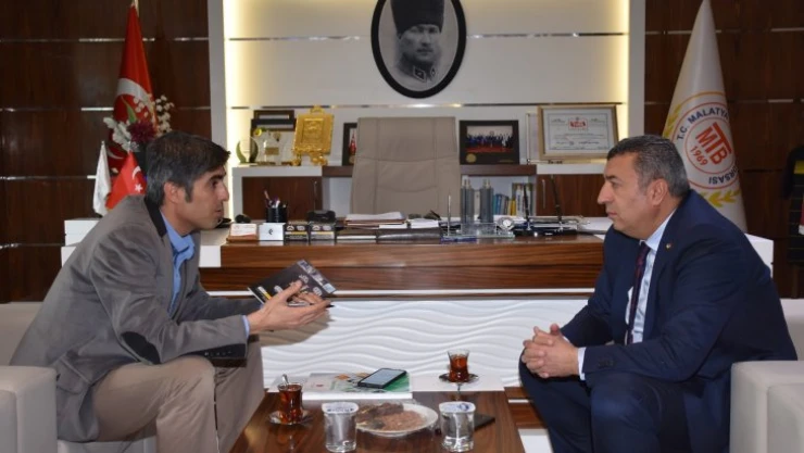 'Vekiller iş yapmıyor demek kolaydır'