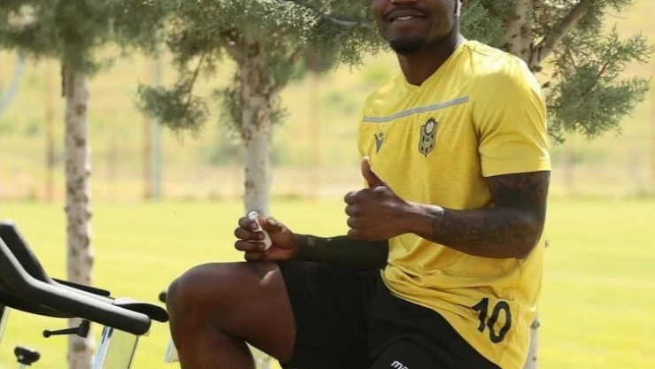 Yeni Malatyaspor'da Bifouma'ya özel program