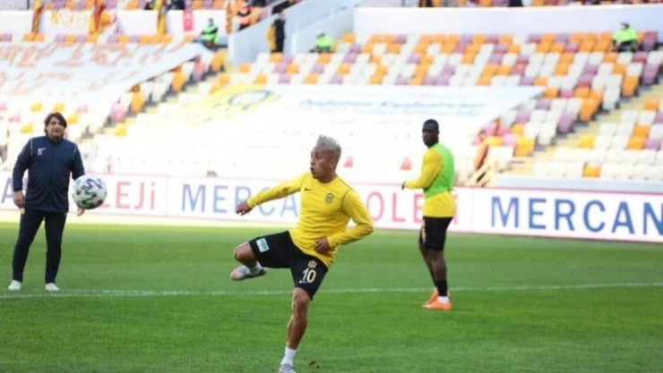 Yeni Malatyaspor'da Cueva'nın affedilmesi gündemde