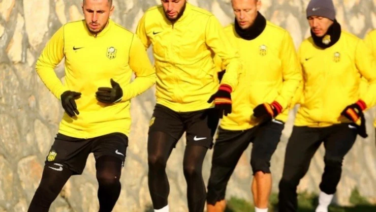 Yeni Malatyaspor'da futbolcuların alacakları ödenmeye başlamış!