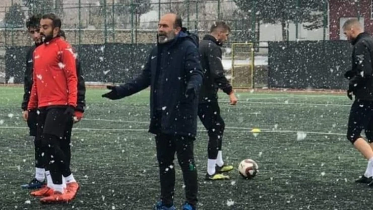 Yeşilyurt Belediyespor'da gözler Darıca Gençlerbirliği maçına çevrildi