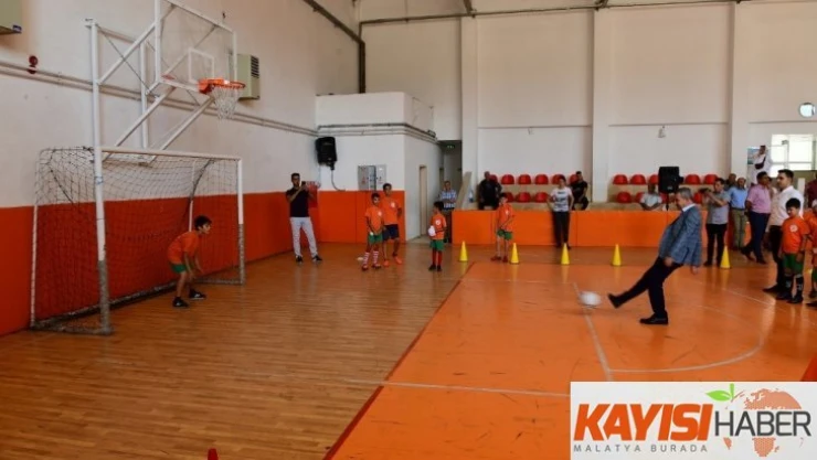 Yeşilyurt'ta futbol kursları başladı