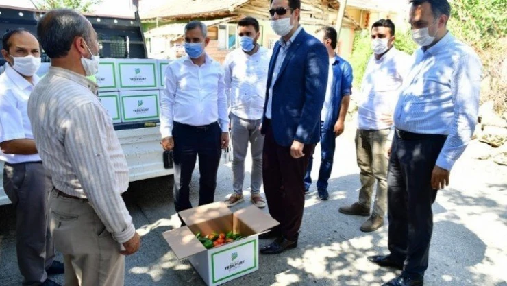 Yeşilyurt'ta karantinadaki vatandaşlara gıda desteği