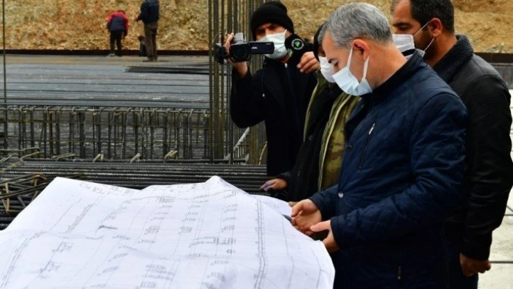 Yeşilyurt'ta yeni belediye hizmet binası inşaat çalışmaları