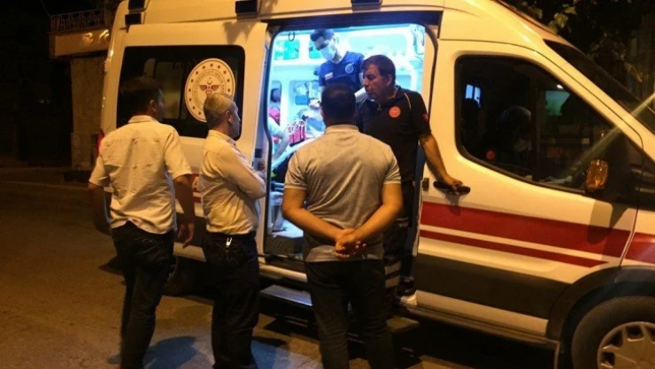 Yolda yürürken sopalı saldırıya uğradı